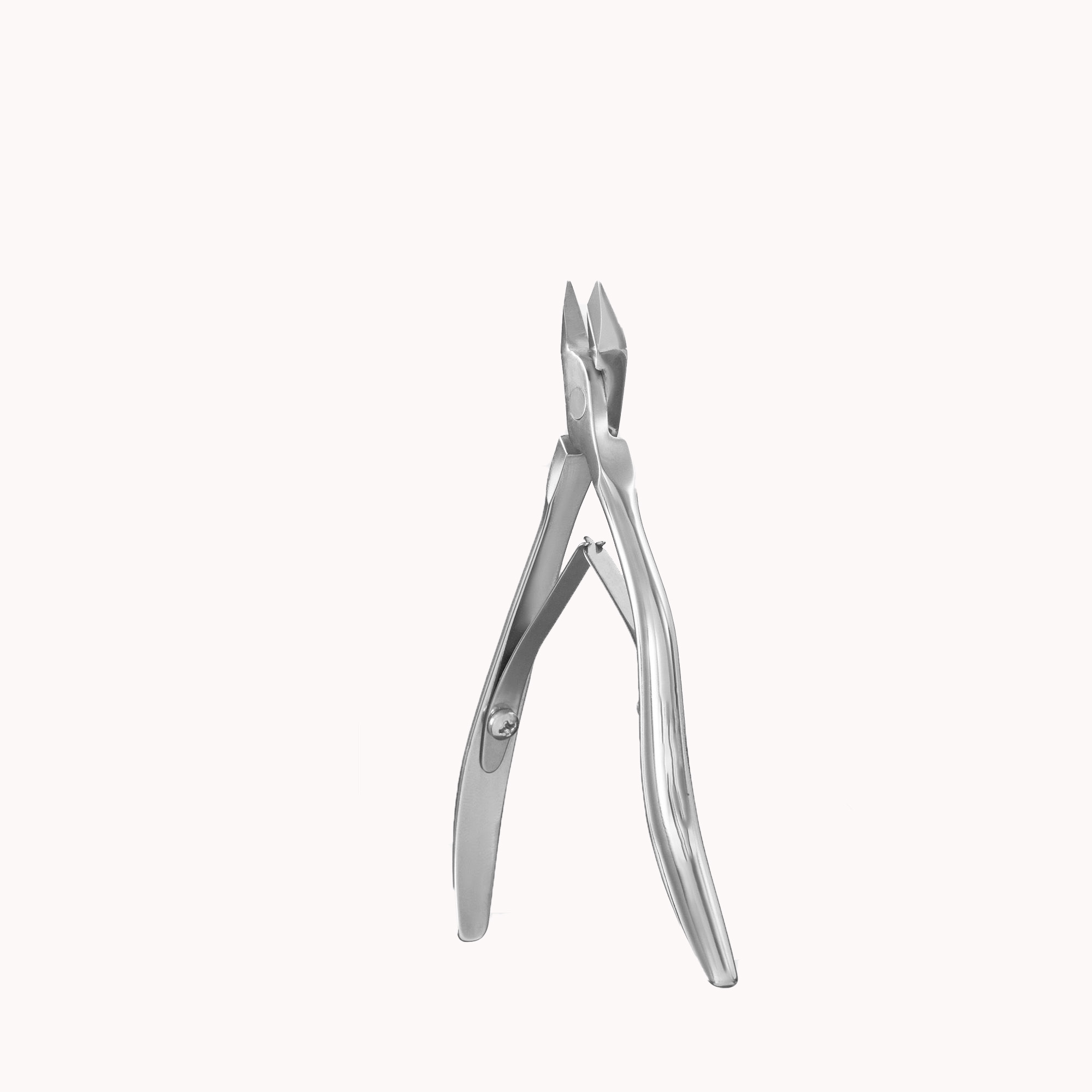 (Qarmi International) Cuticle Nippers - Image 3